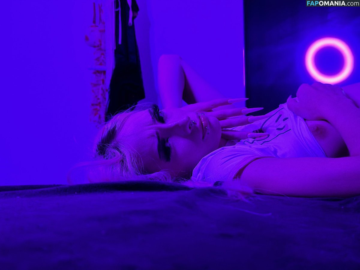 Skarbaby Nude OnlyFans  Leaked Photo #10