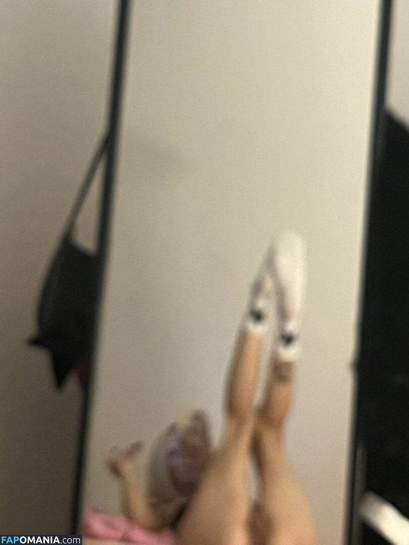 Skarbaby Nude OnlyFans  Leaked Photo #12
