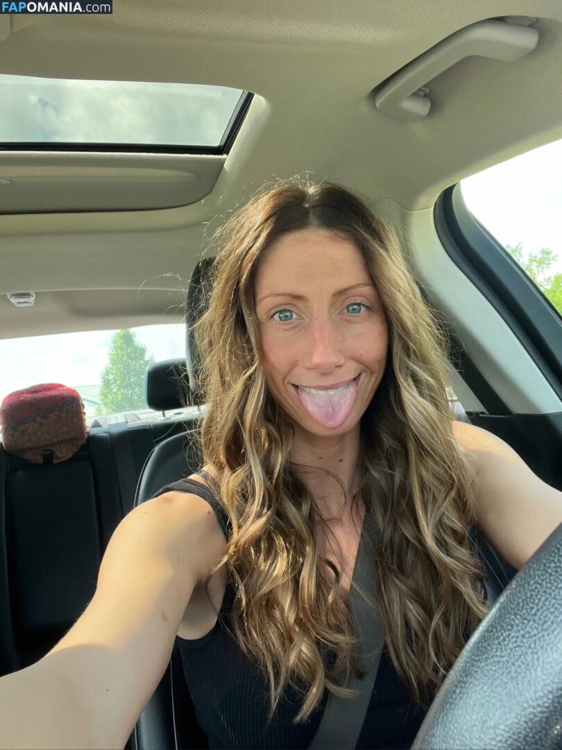 Skyehotwife Nude OnlyFans  Leaked Photo #5