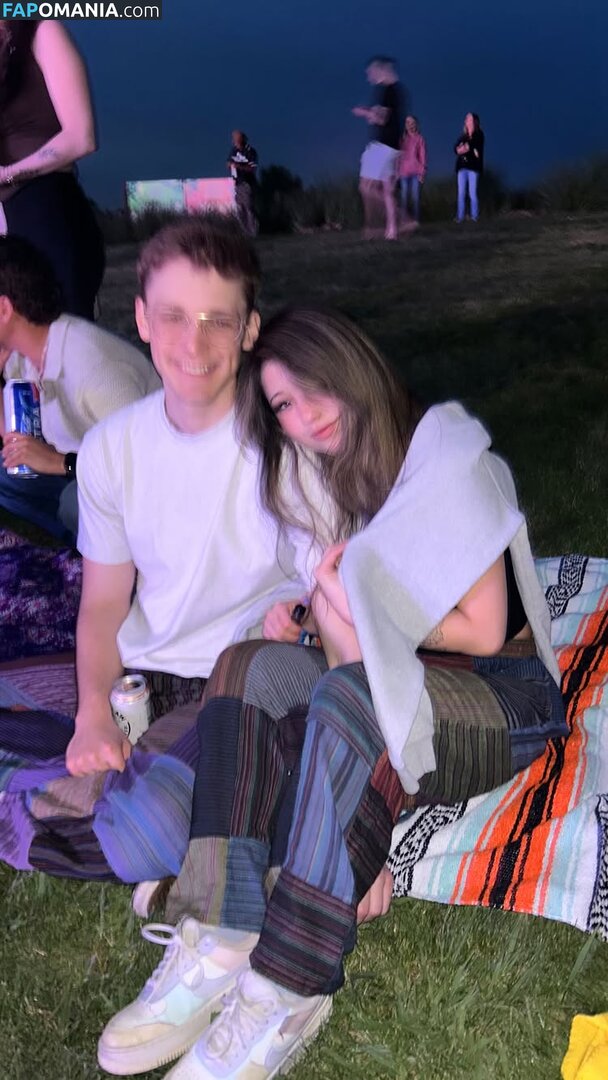 Skyim / skyimilk Nude OnlyFans  Leaked Photo #71