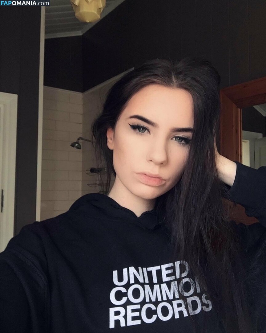 cyberhotcakes / sleppyy Nude OnlyFans  Leaked Photo #6