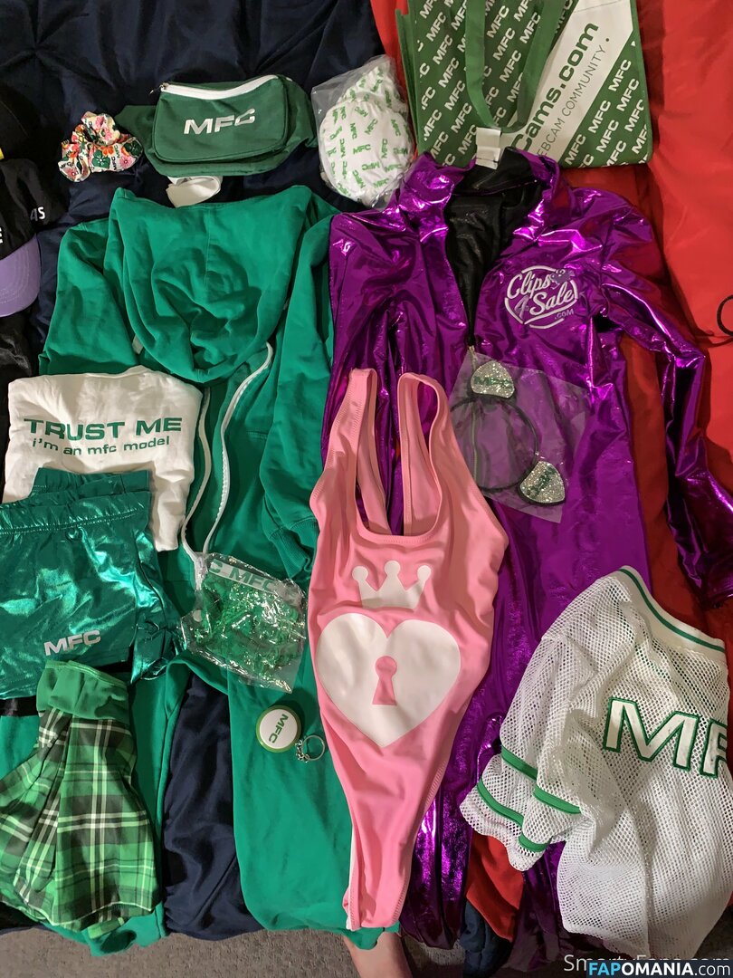 smartykat420 Nude OnlyFans  Leaked Photo #24