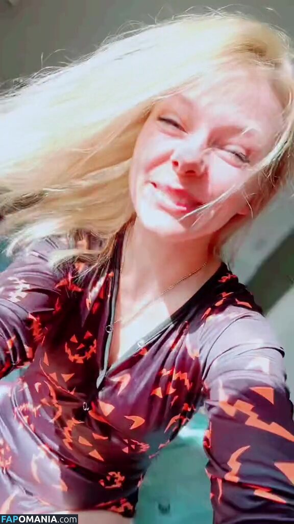 Danuisa Grudzinska / SmileyDani158 / danusiagrudzinska Nude OnlyFans  Leaked Photo #45