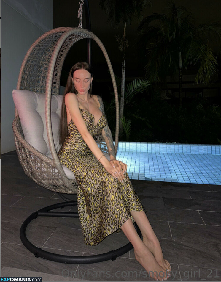 Drug_Girl / Karinka1sex / Smoky_Girl_21 Nude OnlyFans  Leaked Photo #2