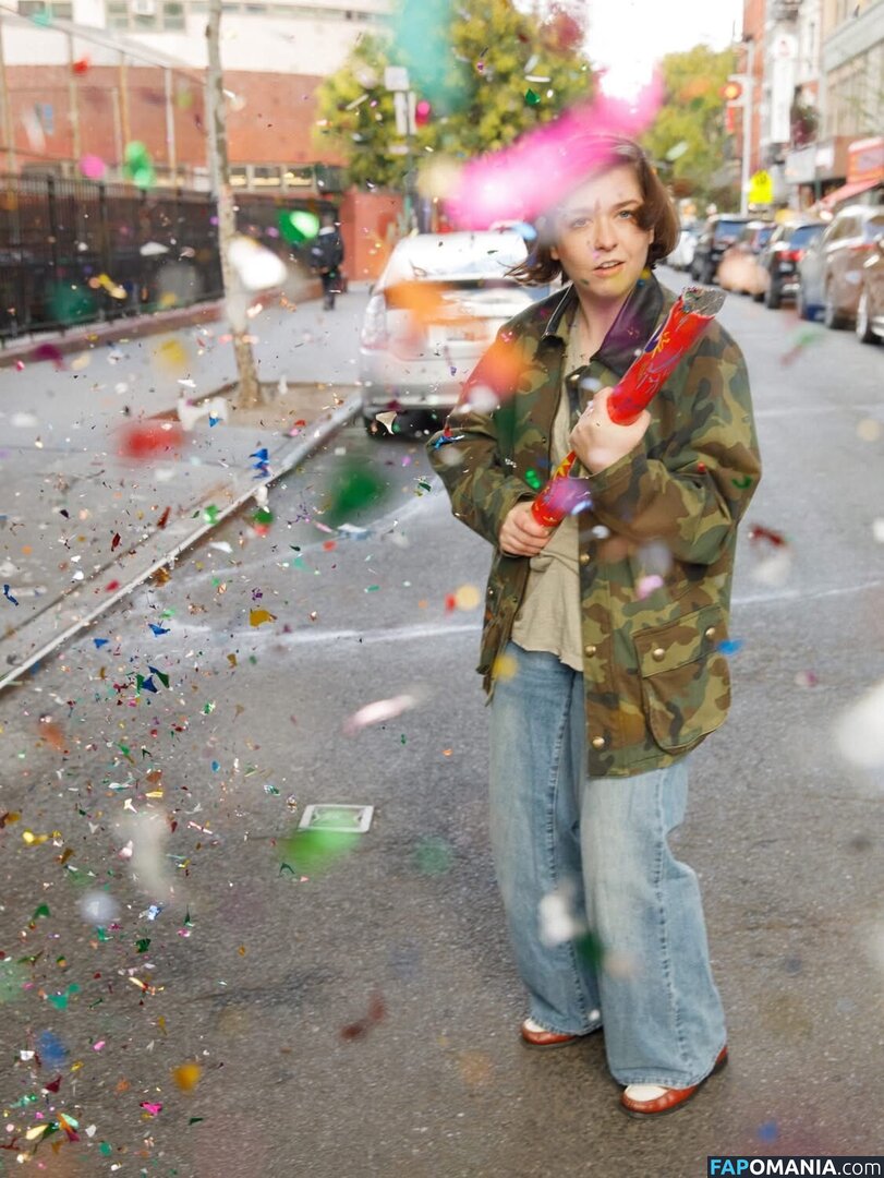 Lindsey Jordan / Snailmail Nude OnlyFans  Leaked Photo #4