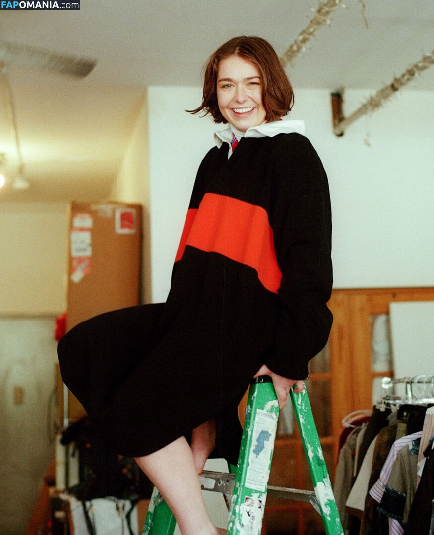 Lindsey Jordan / Snailmail Nude OnlyFans  Leaked Photo #5