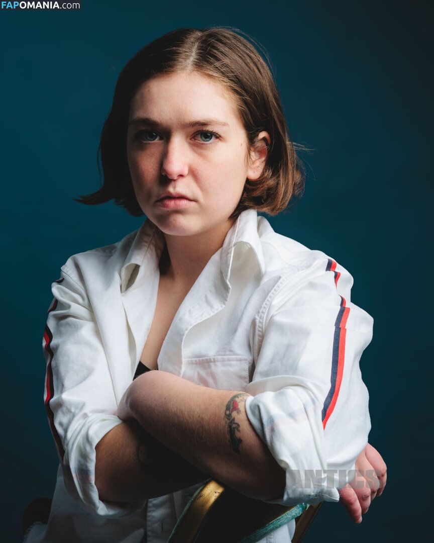 Lindsey Jordan / Snailmail Nude OnlyFans  Leaked Photo #7