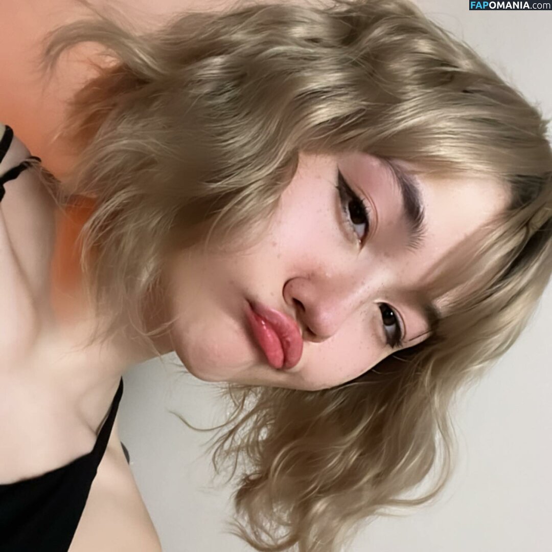 Lilylilx / sofiaaa.park Nude OnlyFans  Leaked Photo #2