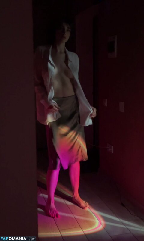 Sofina / sofinalev / sofinalevi Nude OnlyFans  Leaked Photo #3