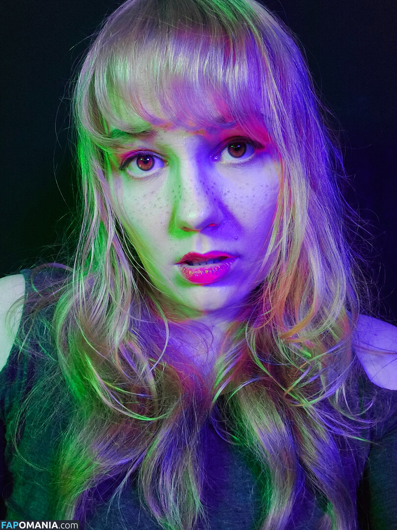 brightstartheory / softlygaloshes Nude OnlyFans  Leaked Photo #33