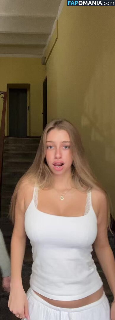 https: / sofyaplotnikova / xsofya_x Nude OnlyFans  Leaked Photo #10