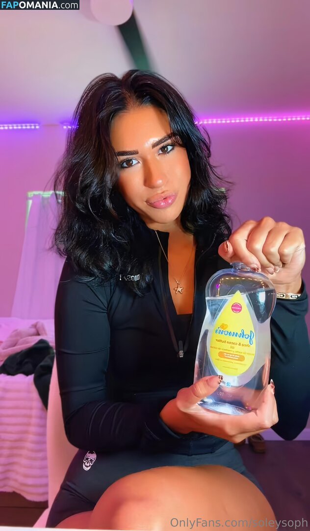 Solelysoph / goddess.sophhhh / soleysoph Nude OnlyFans  Leaked Photo #1