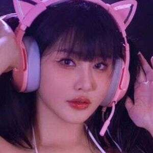 Songyuxin Hitomi