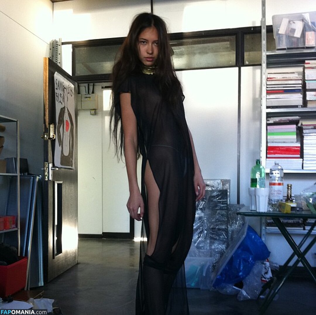 Sonoya Mizuno / sonoyamizunos Nude OnlyFans  Leaked Photo #4