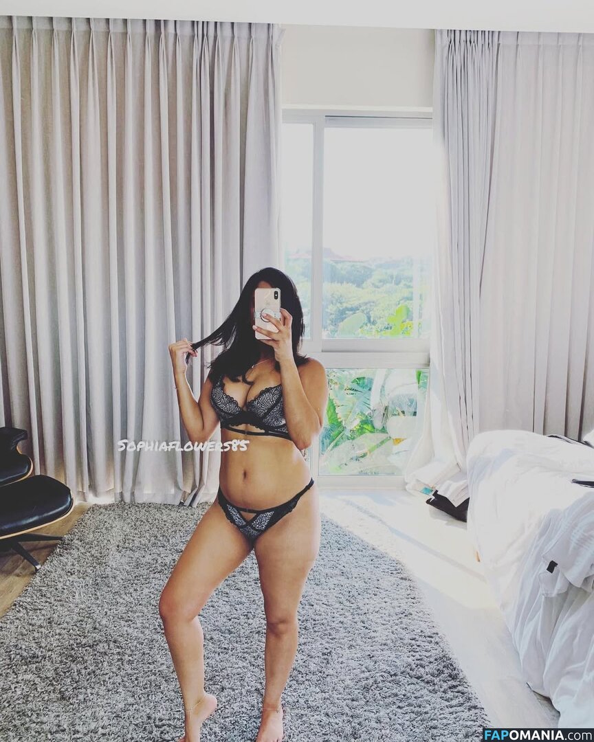 Sophia Abdalla / Sophiatheminx / https: Nude OnlyFans  Leaked Photo #8