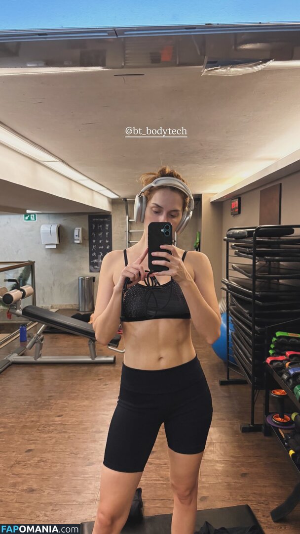 Sophia Abrahão / sophiaabrahao Nude OnlyFans  Leaked Photo #59