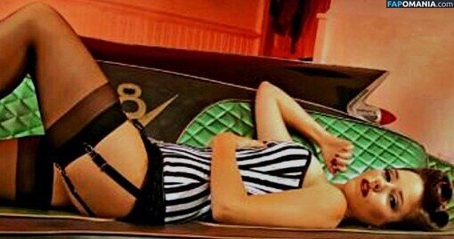 Sophia Bush / sophiabush Nude OnlyFans  Leaked Photo #8