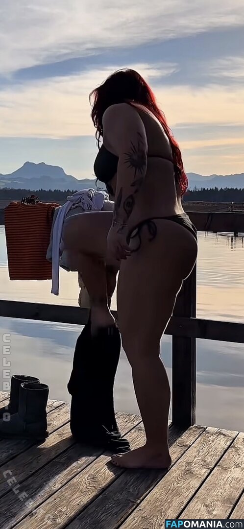 Sophia Thiel / sophia.thiel Nude OnlyFans  Leaked Photo #3