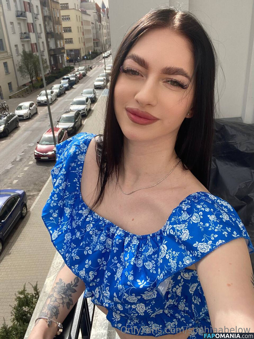 sophiaabelow / sophie.abelow Nude OnlyFans  Leaked Photo #9