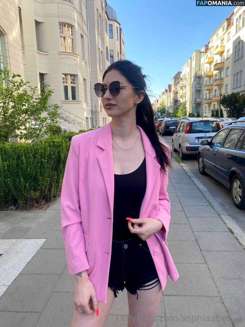 sophiaabelow / sophie.abelow Nude OnlyFans  Leaked Photo #16