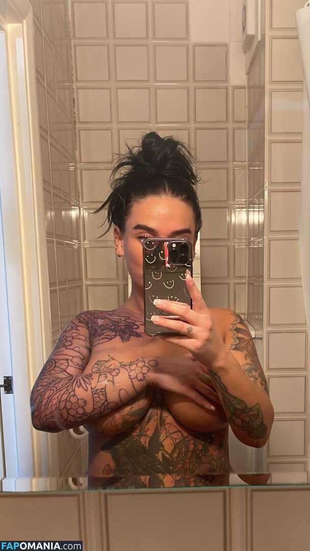 Sophie Henson / https: / sophiehenson Nude OnlyFans  Leaked Photo #1