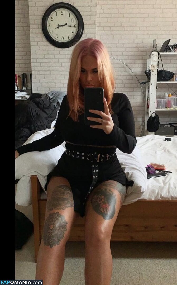 Sophie Henson / https: / sophiehenson Nude OnlyFans  Leaked Photo #6