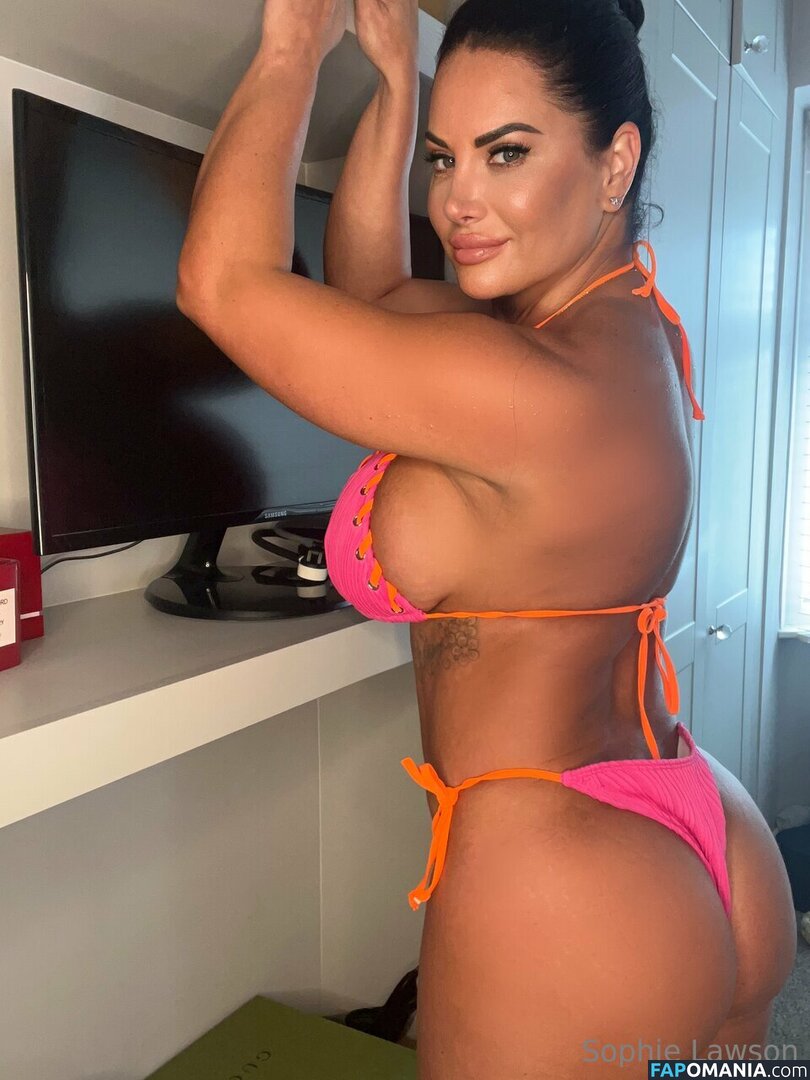 Perv-mom / Sophie Lawson / StepMother / stepmother_x Nude OnlyFans  Leaked Photo #457