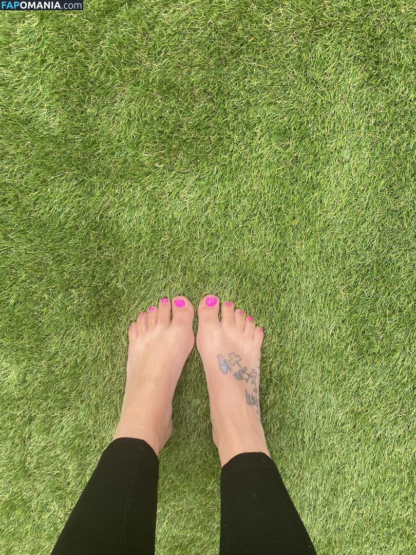 Sophie Parker / Sophie_Parkerxx / sophieeparker / sophieparkerx Nude OnlyFans  Leaked Photo #44