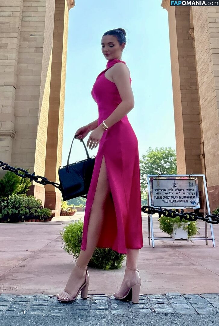 Sophie Wallace Nude OnlyFans  Leaked Photo #3