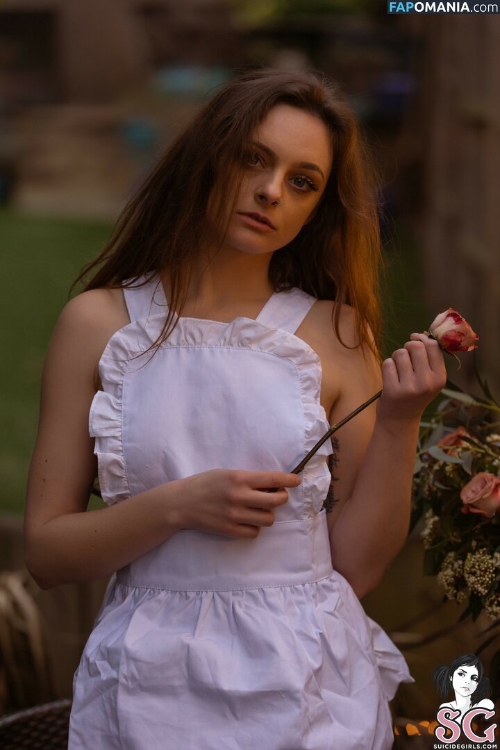 Sophiestonem Nude OnlyFans  Leaked Photo #1