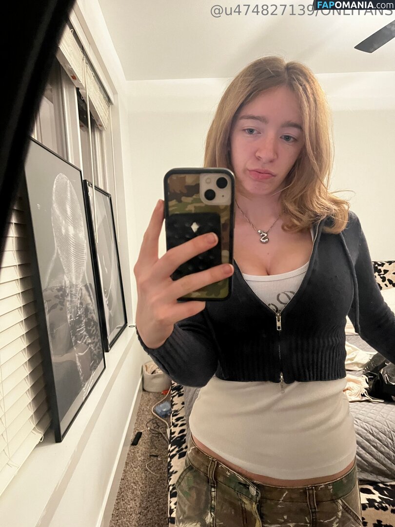 sophiaisabereels / sophssecretspace Nude OnlyFans  Leaked Photo #4