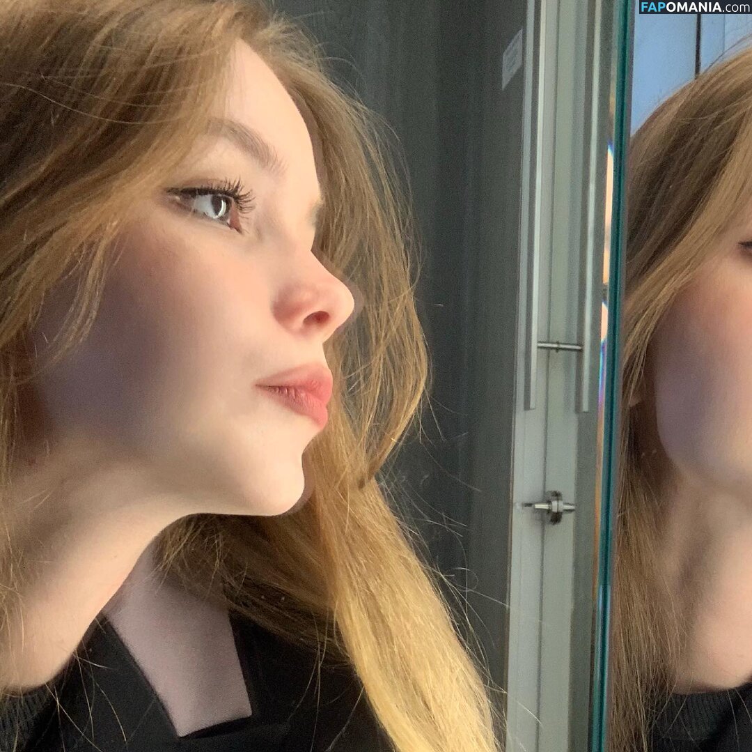 nesosihue / sosihue Nude OnlyFans  Leaked Photo #1