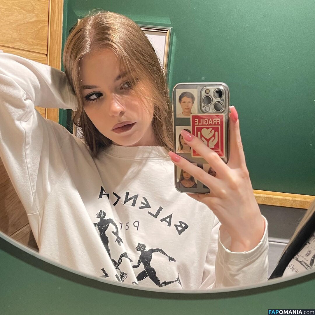 nesosihue / sosihue Nude OnlyFans  Leaked Photo #7