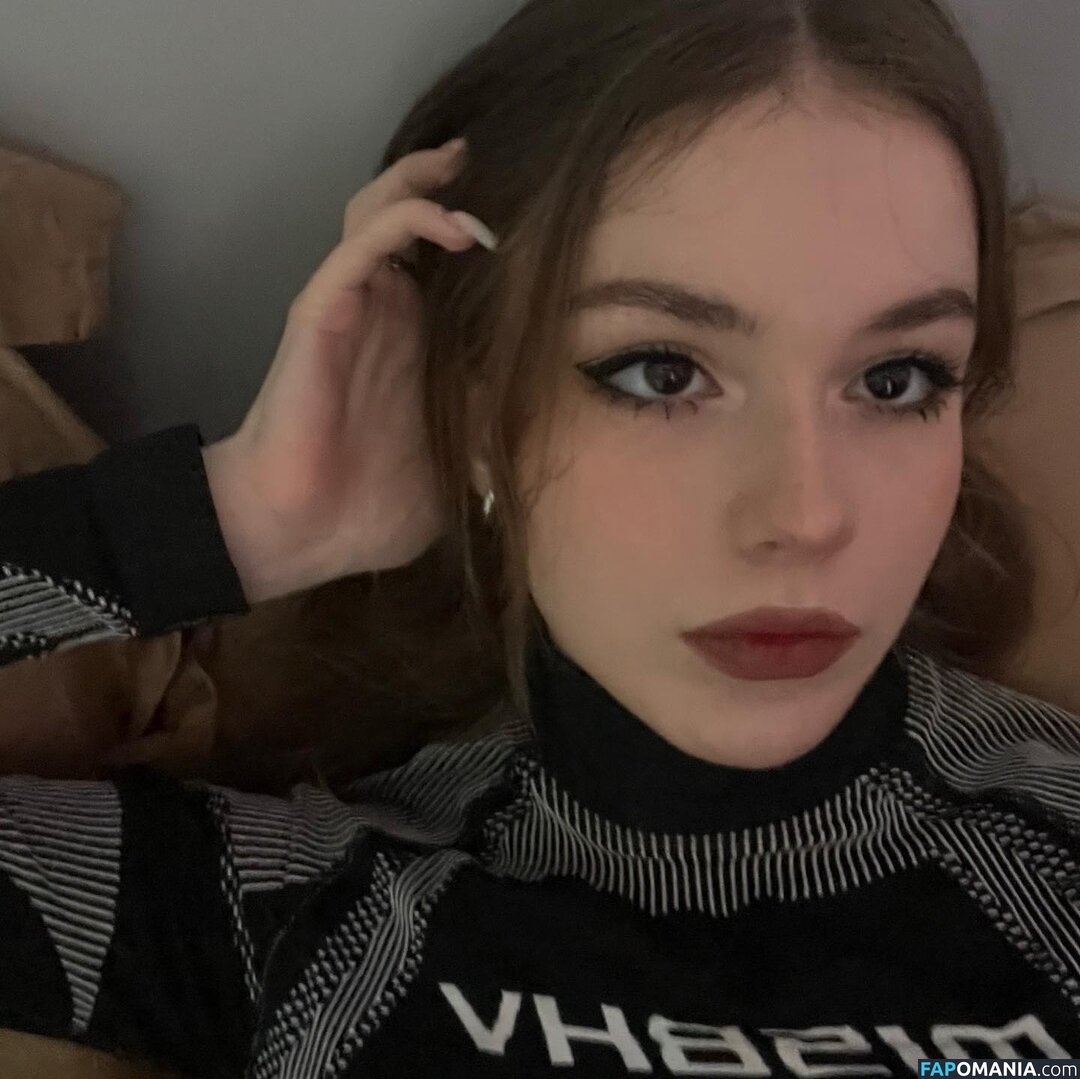 nesosihue / sosihue Nude OnlyFans  Leaked Photo #9