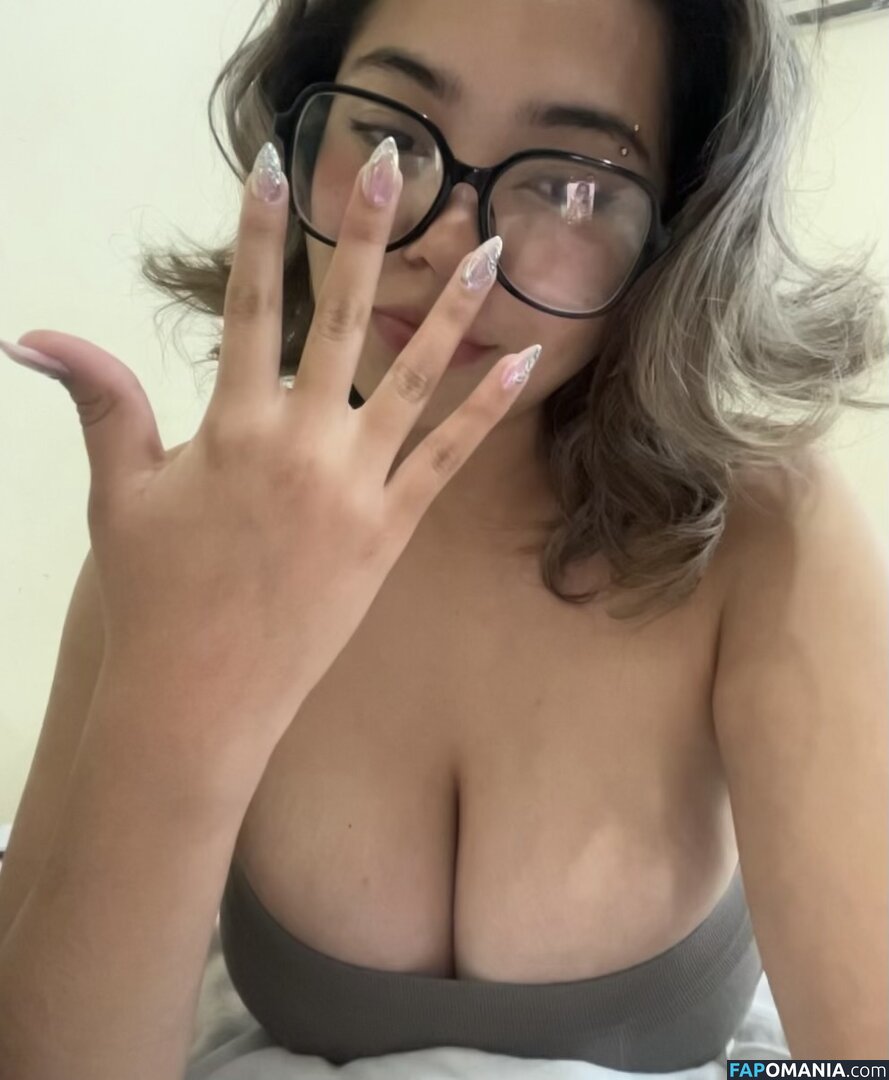 _soywenn Nude OnlyFans  Leaked Photo #2