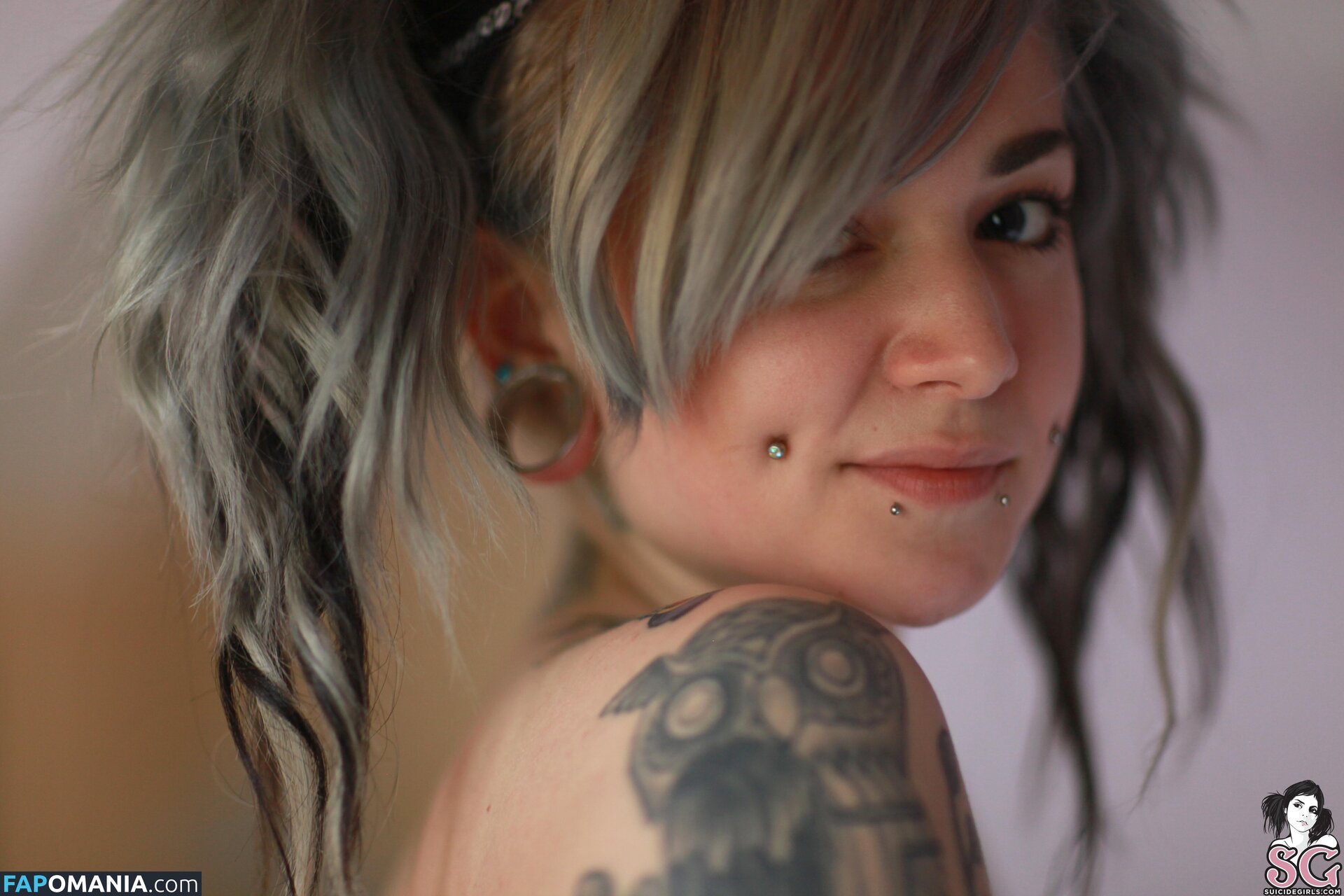 Spaceinvayda / https: / spaceinvayda_sg Nude OnlyFans  Leaked Photo #8