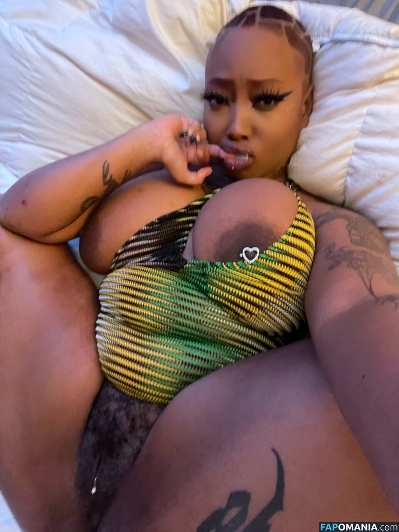 Spicylilbrat / Spicymaa / https: / spicylilbratt_5 Nude OnlyFans  Leaked Photo #4