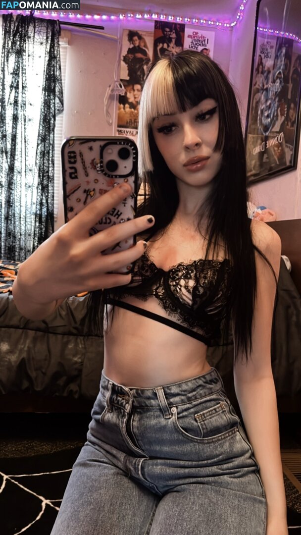 spookypumpkinn / spookypumpkinn_ / spookyycass Nude OnlyFans  Leaked Photo #2
