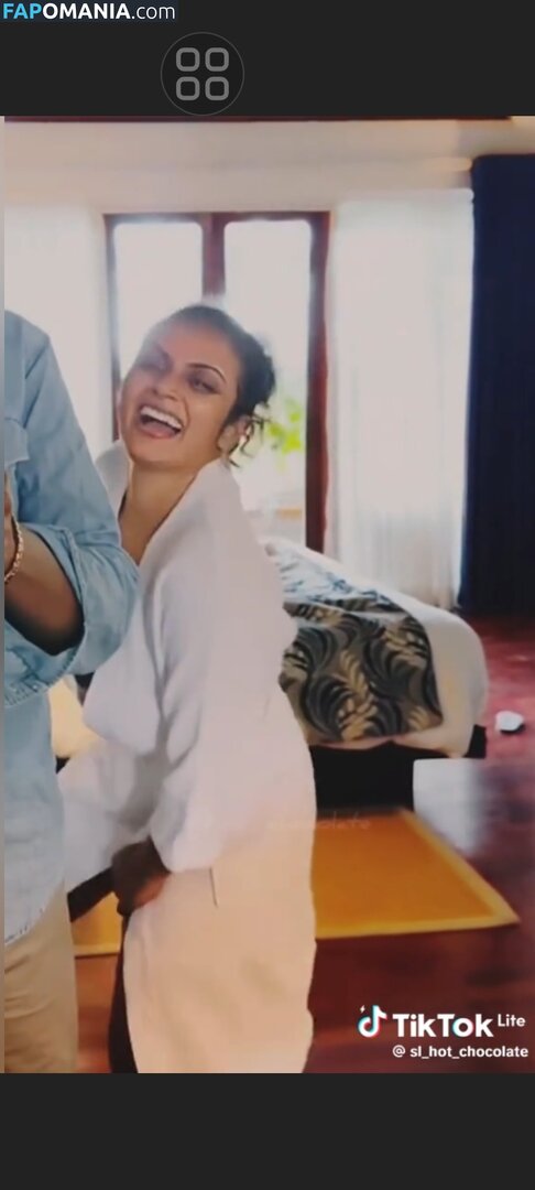 Sri Lanka / Sri Lankan Girls / hashini.guruge / poojaniperera Nude OnlyFans  Leaked Photo #133