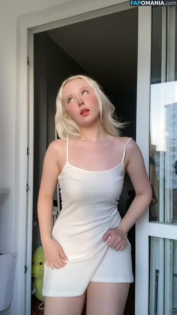 Anna / stassialovee / stassianova Nude OnlyFans  Leaked Photo #5