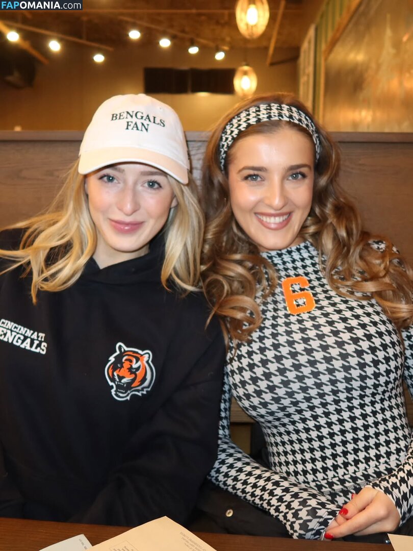 Stephanie Niles / https: / nileees Nude OnlyFans  Leaked Photo #16