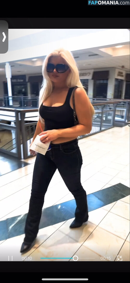 Carmen Lately / Stephanie Sampson / Stephy Vlogs / carmenlattemua / stephycarmen Nude OnlyFans  Leaked Photo #25