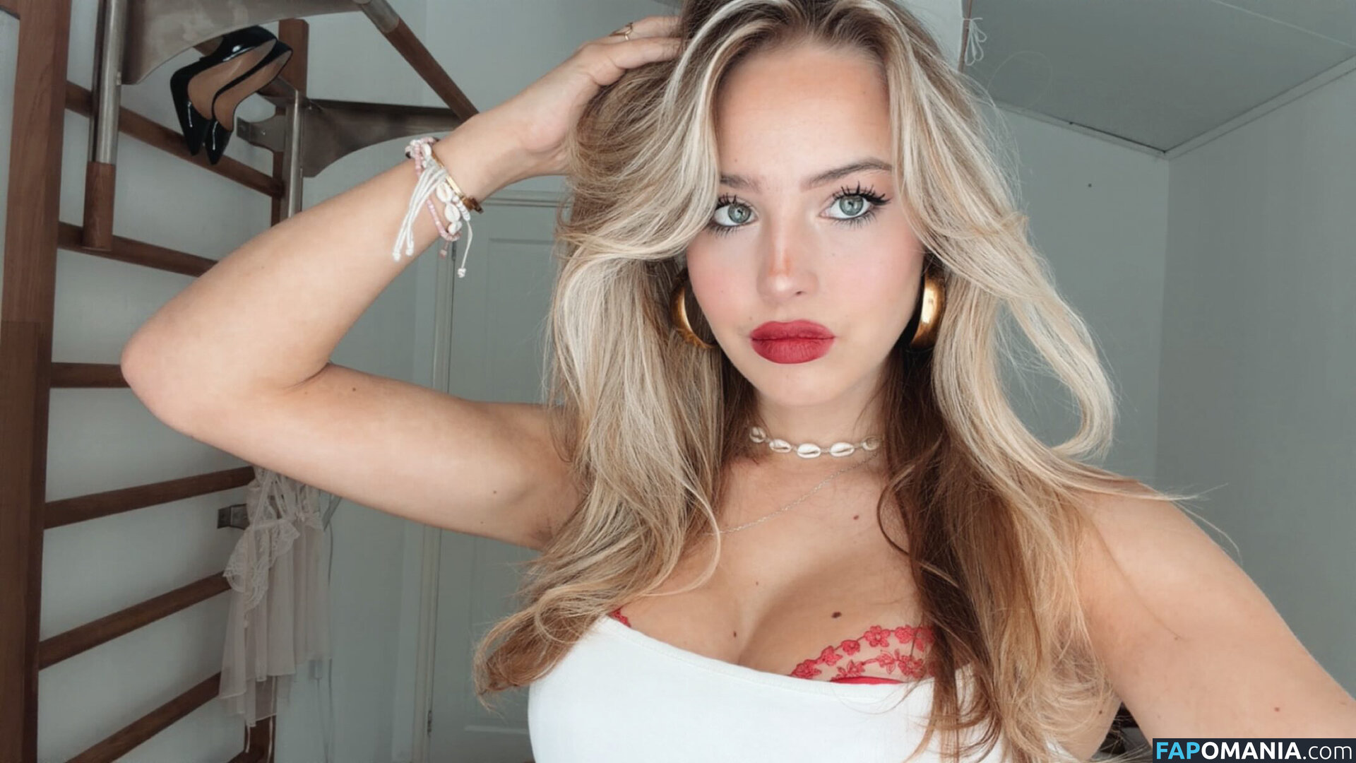 Sterre Meijer / dutchsterre / surfsterre Nude OnlyFans  Leaked Photo #17