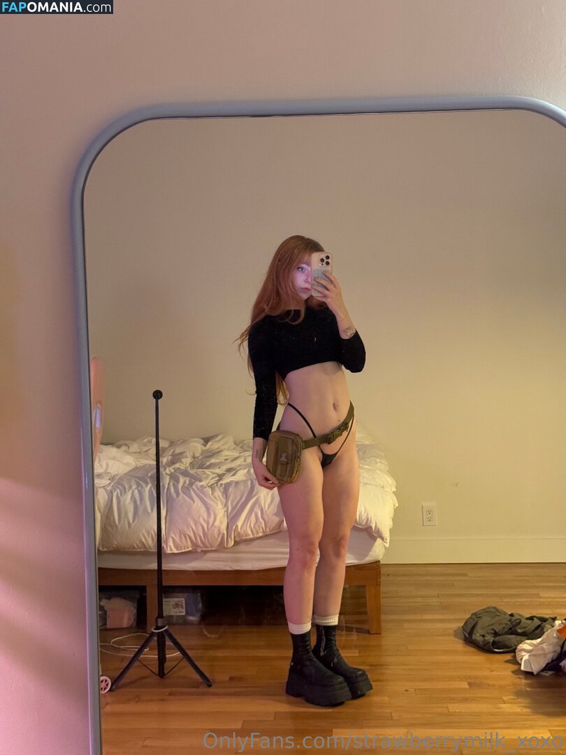 StrawbMilk_xoxo / strawberrymilk__xoxo / strawberrymilk_xoxo Nude OnlyFans  Leaked Photo #9