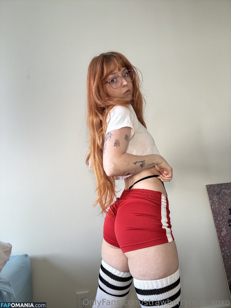 StrawbMilk_xoxo / strawberrymilk__xoxo / strawberrymilk_xoxo Nude OnlyFans  Leaked Photo #19
