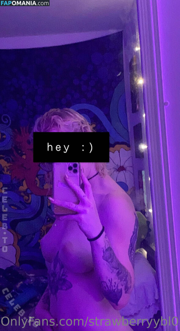 Strawberryybl0nde / yungtrashangel Nude OnlyFans  Leaked Photo #1