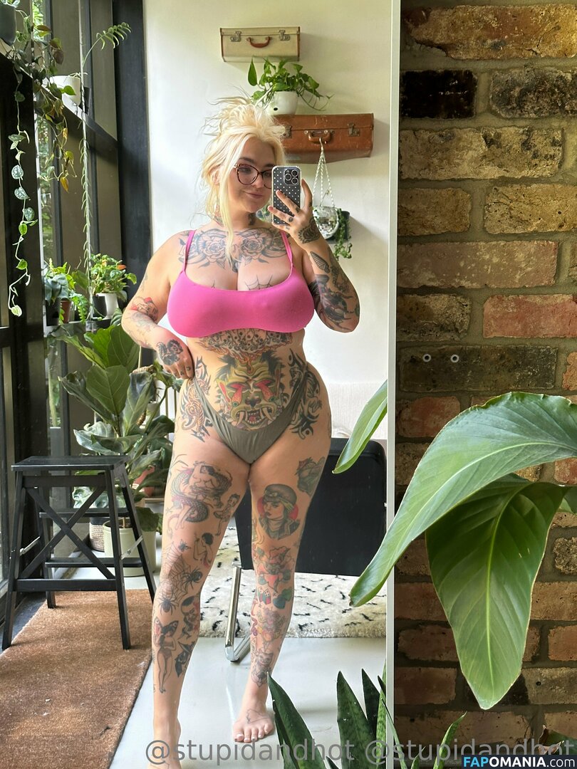 krispypinaham / stupiderandhotter Nude OnlyFans  Leaked Photo #6