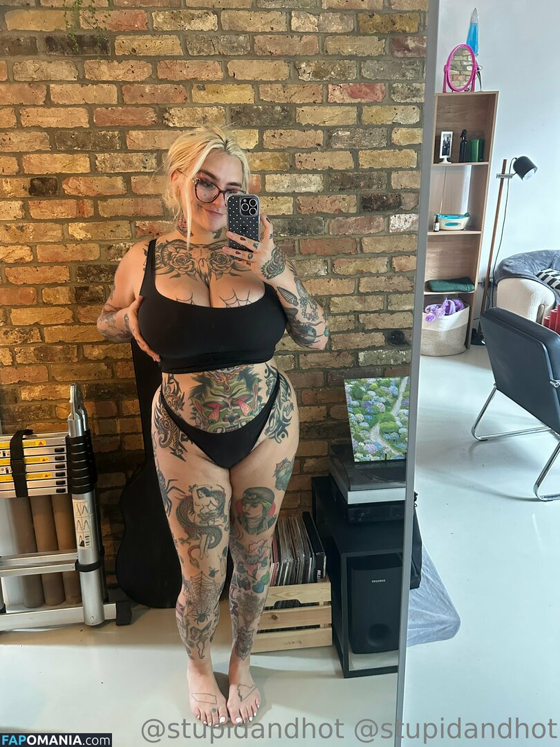 krispypinaham / stupiderandhotter Nude OnlyFans  Leaked Photo #7