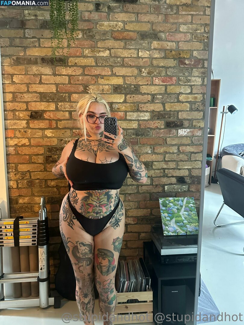 krispypinaham / stupiderandhotter Nude OnlyFans  Leaked Photo #8