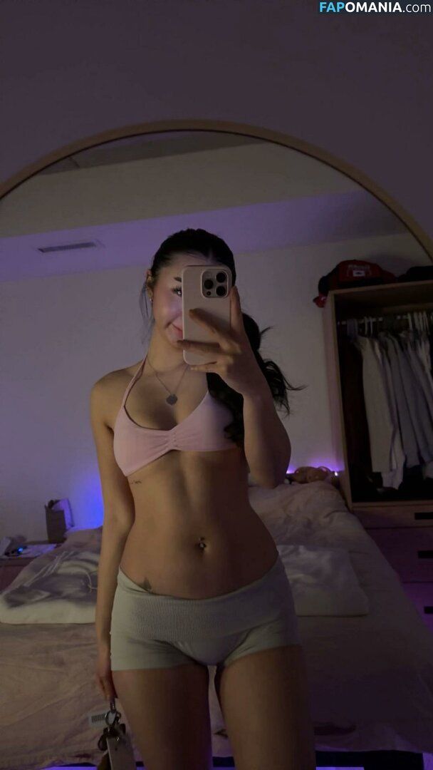 Sua Lee / sooakki Nude OnlyFans  Leaked Photo #5